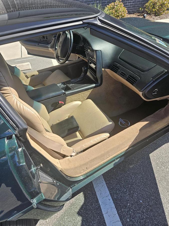 Used 1996 Chevrolet Corvette Coupe