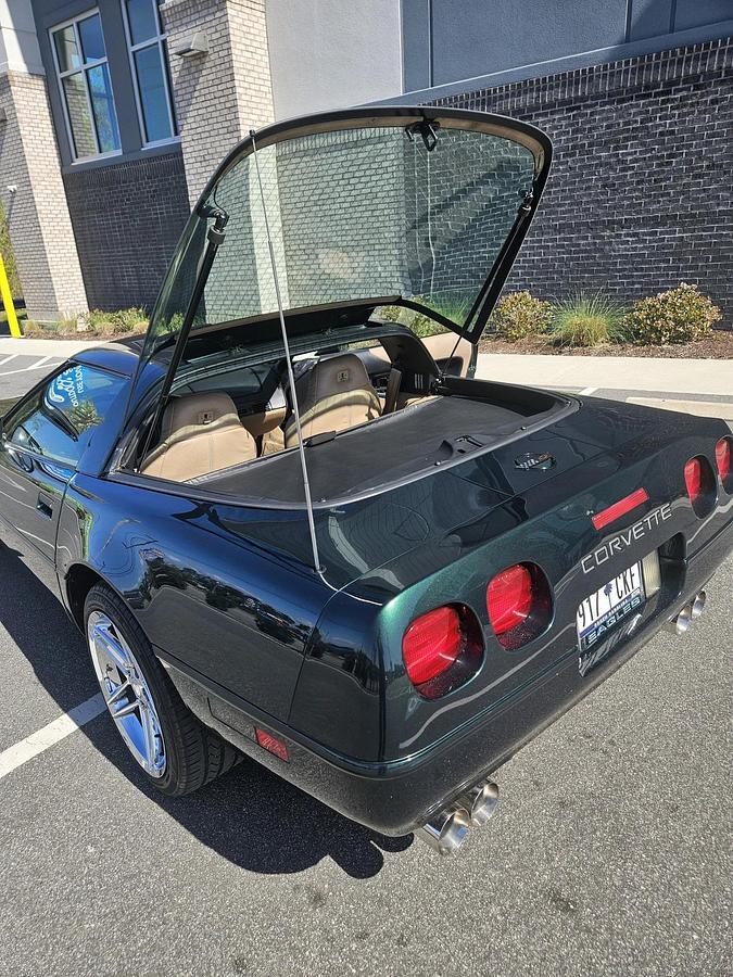 Used 1996 Chevrolet Corvette Coupe