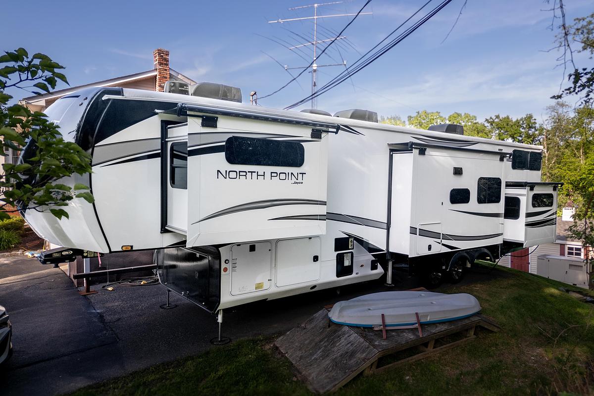 Used 2024 Jayco Northpoint 390CKDS Fifth Wheel