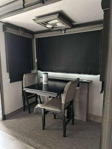 Used 2021 Keystone Montana 3761FL