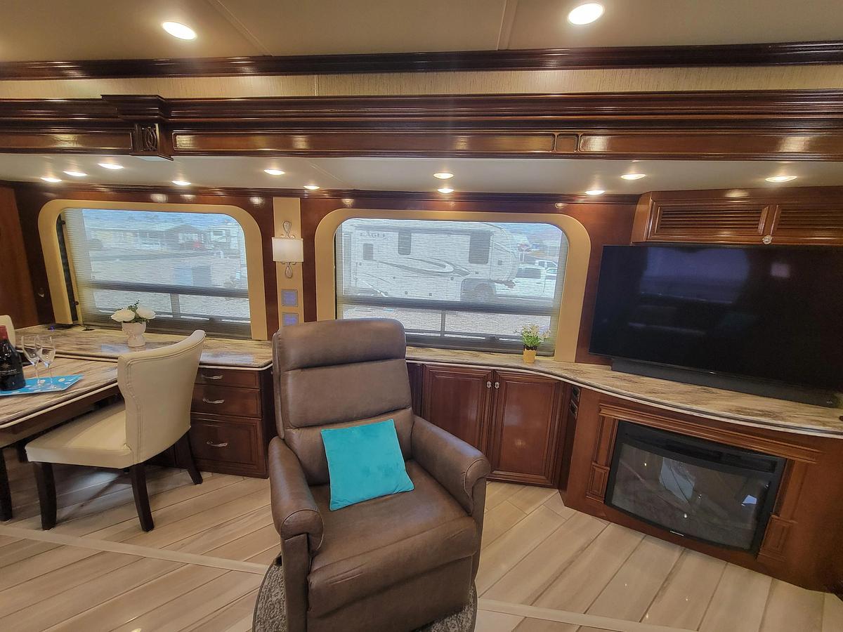 Used 2016 Newmar Essex 4565 Class A Motorhome