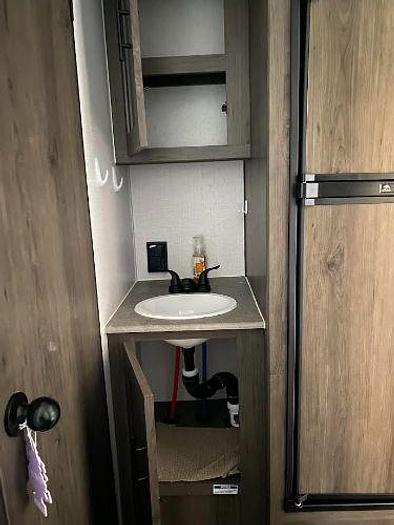 Used 2022 Coachmen Clipper Ultra Lite 182DBU