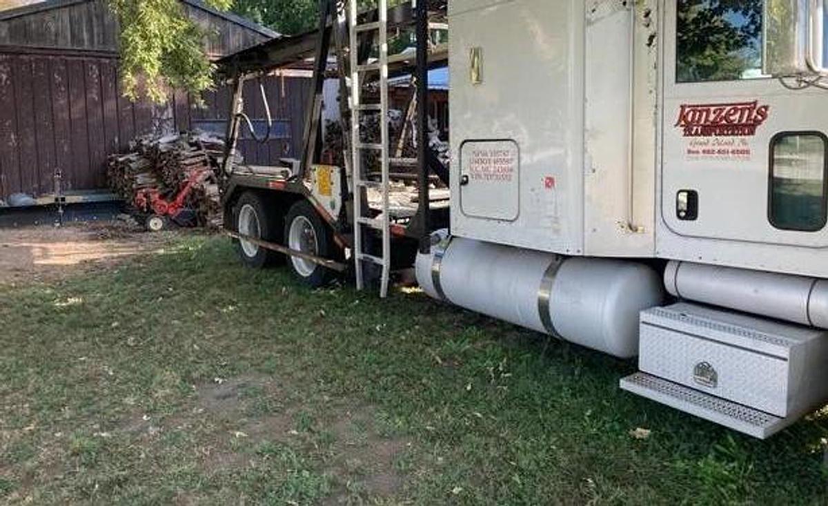 Used 2007 Peterbilt 379 Car Hauler