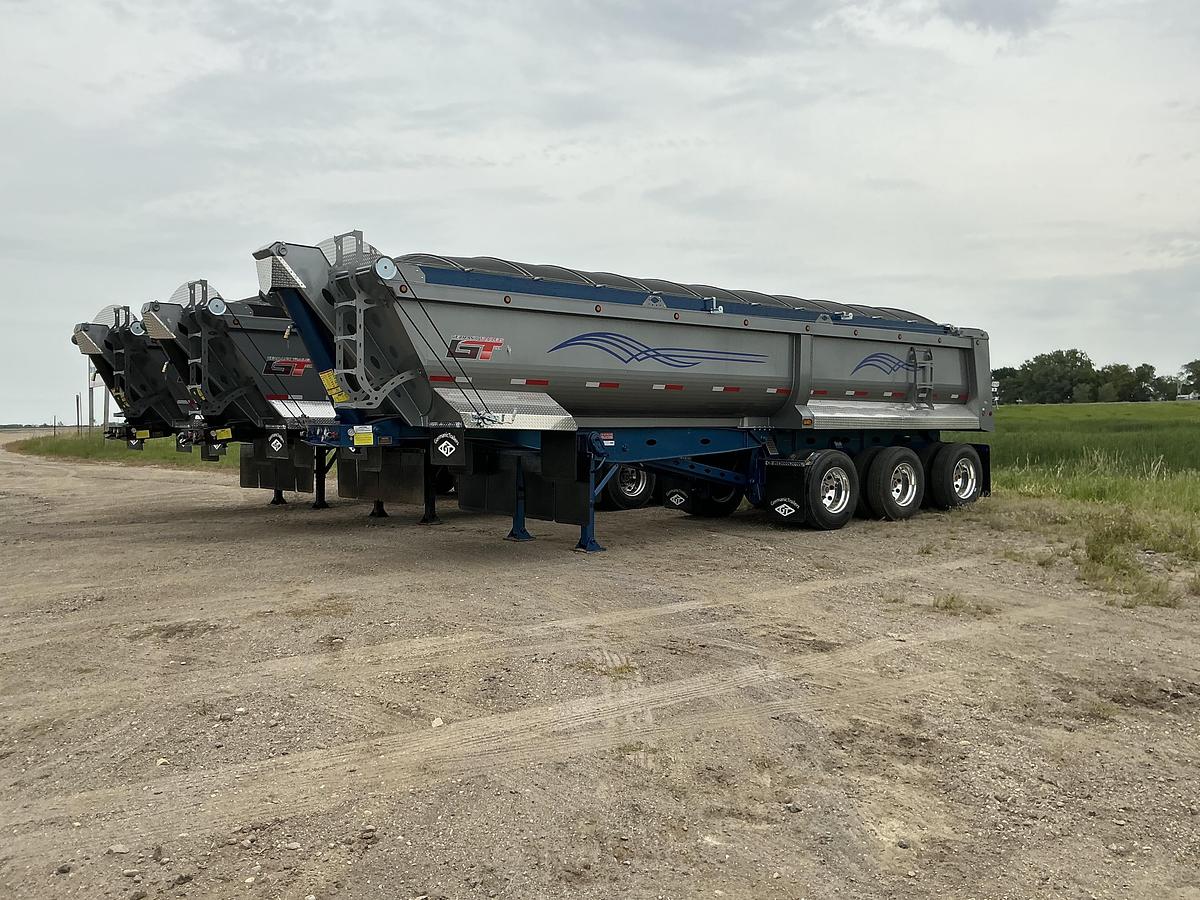 Used 2025 Germanic R30-3200 Trippler End Dump Trailer