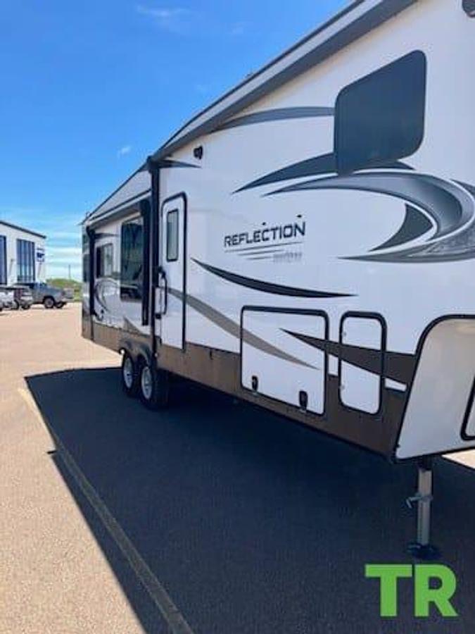 Used 2021 Grand Design Reflection 337RLS Fifth Wheel
