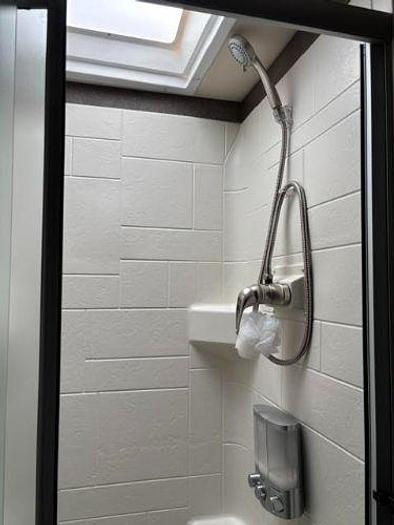 Used 2020 Thor Magnitude SV34