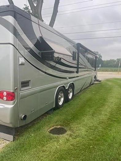 Used 2004 Country Coach Intrigue Montage