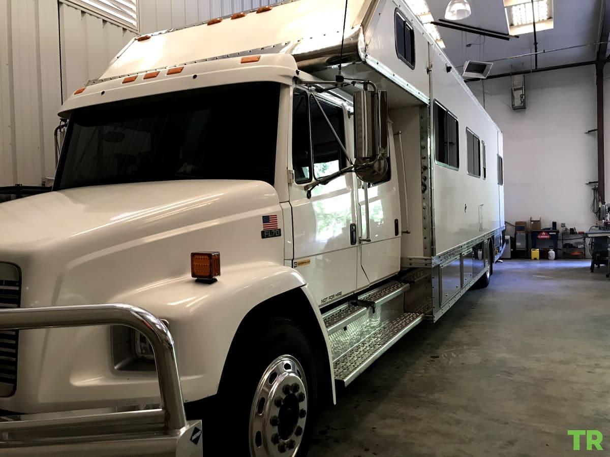 Used 1998 Freightliner FL80 Renegade Car Carrier | Cummins 405 HP | Allison Automatic | 5-Car Kaufman Hauler