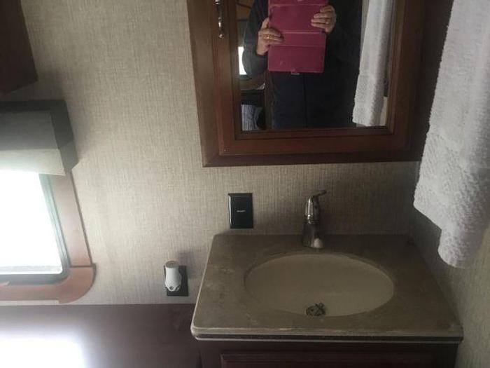 Used 2017 Crossroads Redwood Sequoia M-38KGKS