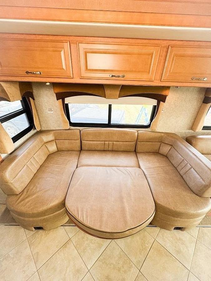 Used 2010 Fleetwood Discovery 40X