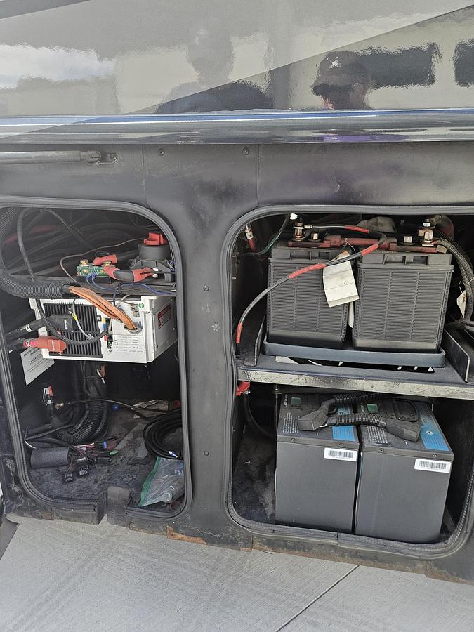 Used 2014 Fleetwood Expedition 40X