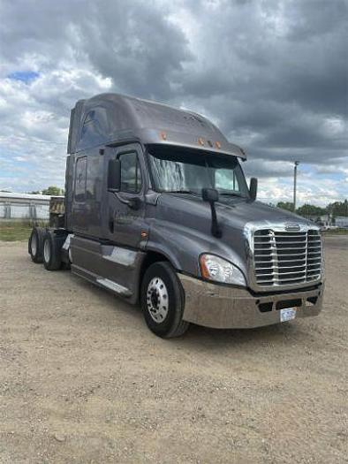 Used 2013 Freightliner Cascadia 125