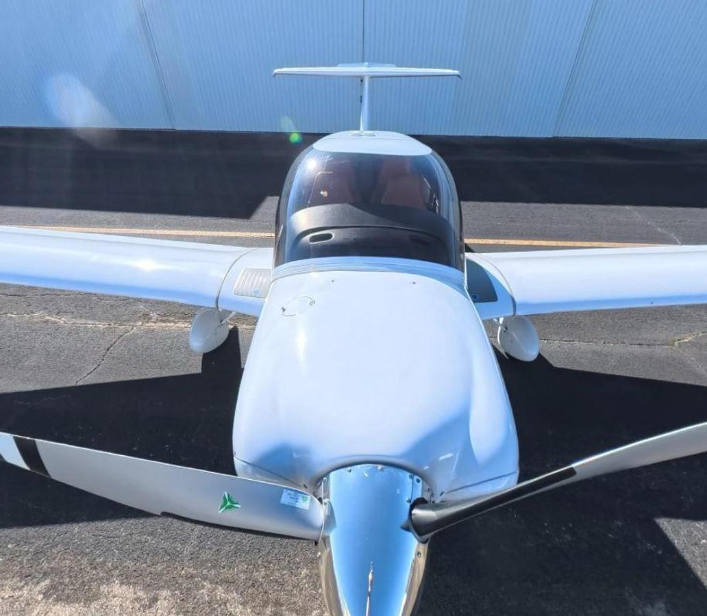 Used 2008 Diamond DA40 XLS