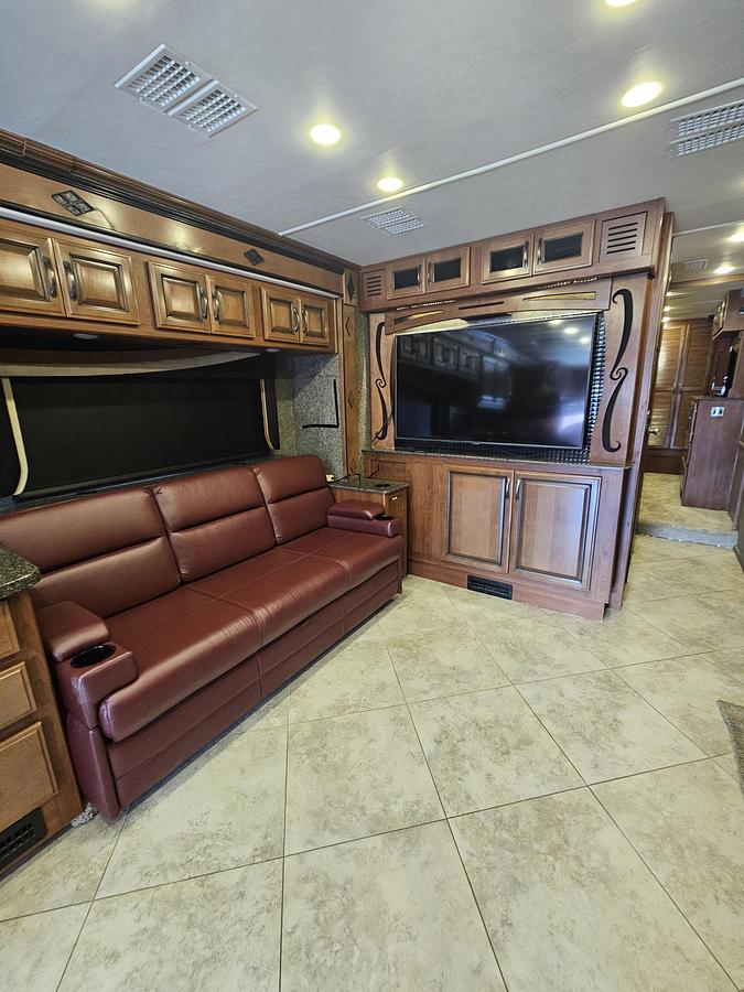 Used 2014 Fleetwood Expedition 40X