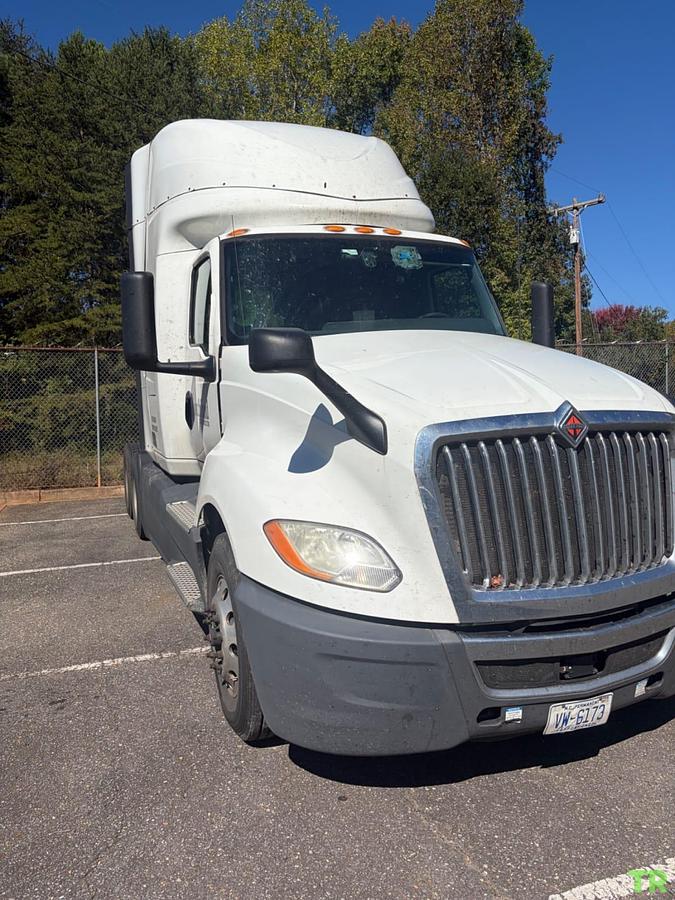 Used 2019 International LT Semi Truck