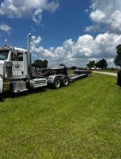 Used 2017 Peterbilt 389
