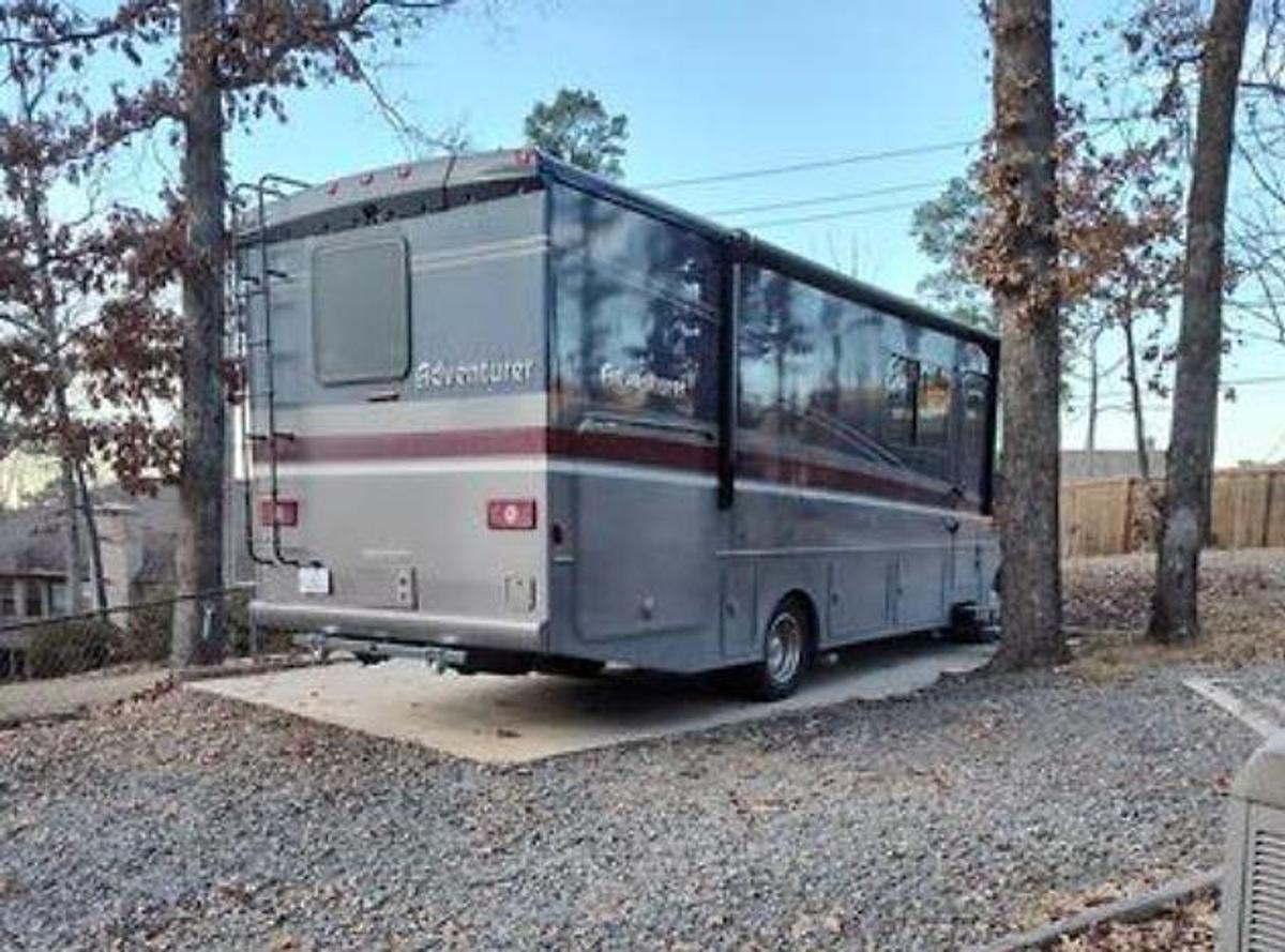 Used 2022 Winnebago Adventurer 29B Class A Motorhome