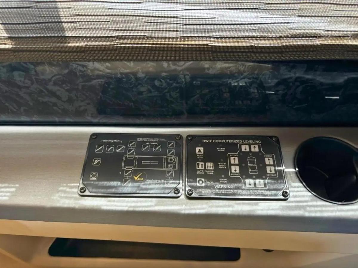 Used 2020 Newmar London Aire 4559