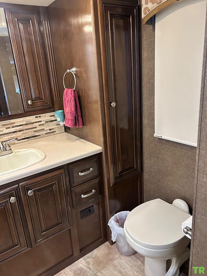 Used 2017 Thor Palazzo Diesel Pusher