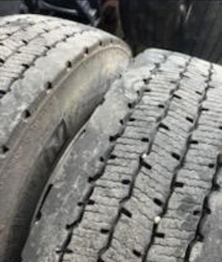 Used 2020 Kenworth T680 Sleeper Semi Truck