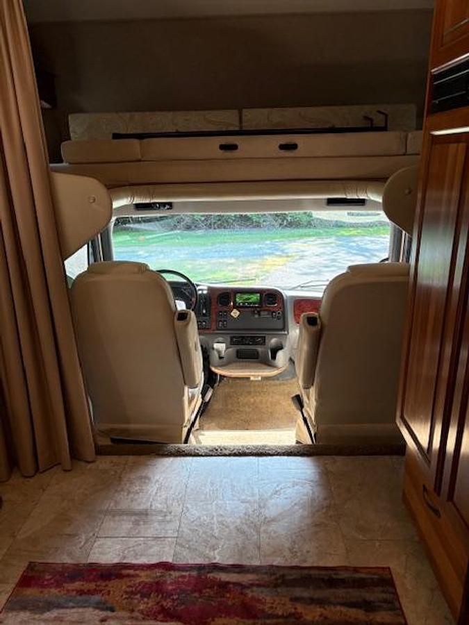 Used 2016 Jayco Seneca 36FK