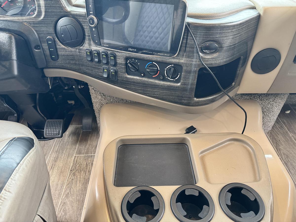 Used 2020 Thor Motor Coach Outlaw 37RB