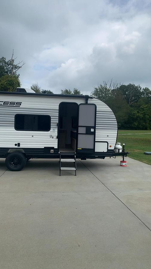 Used 2025 Winnebago Access 18DBH
