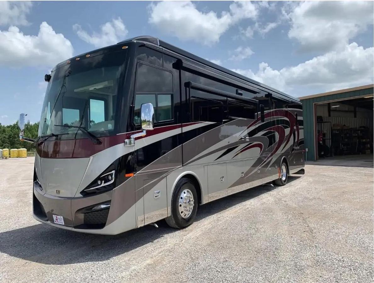 Used 2021 Tiffin Phaeton 40IH XSH
