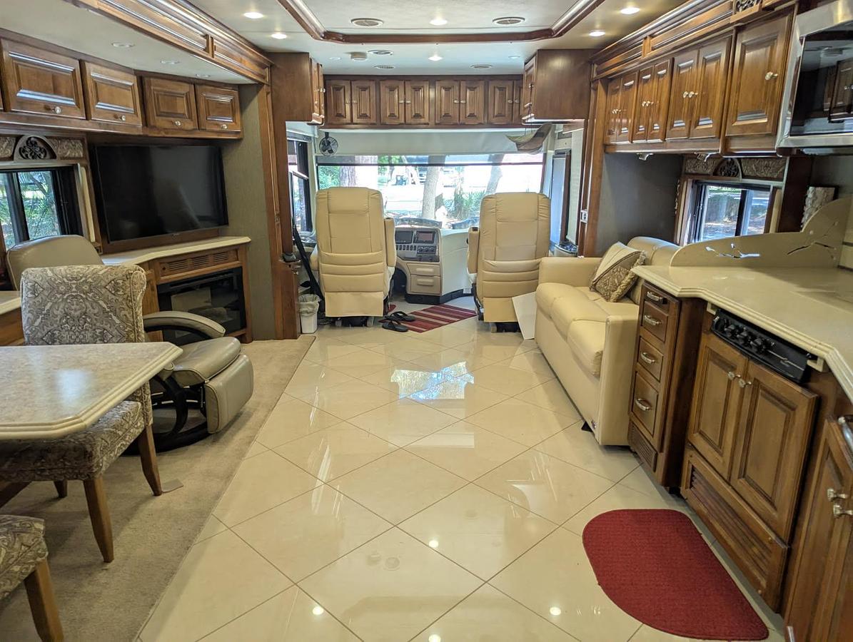Used 2013 Tiffin Motorhomes Phaeton 40QBH
