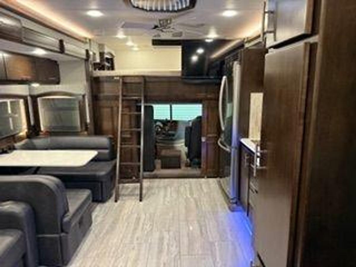 Used 2021 Renegade Ikon 2509GS