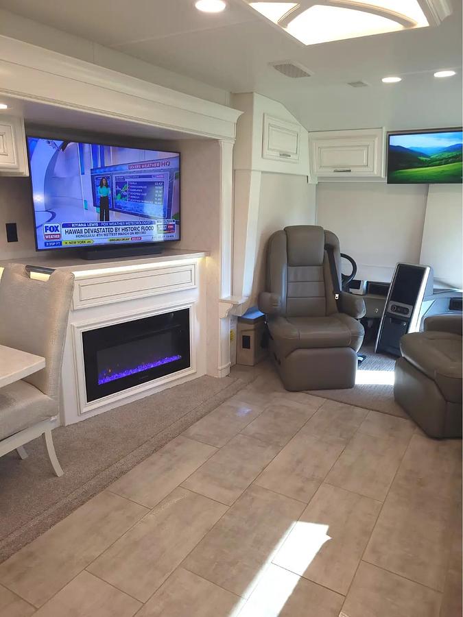 Used 2023 Entegra Coach Anthem Series M-44Z