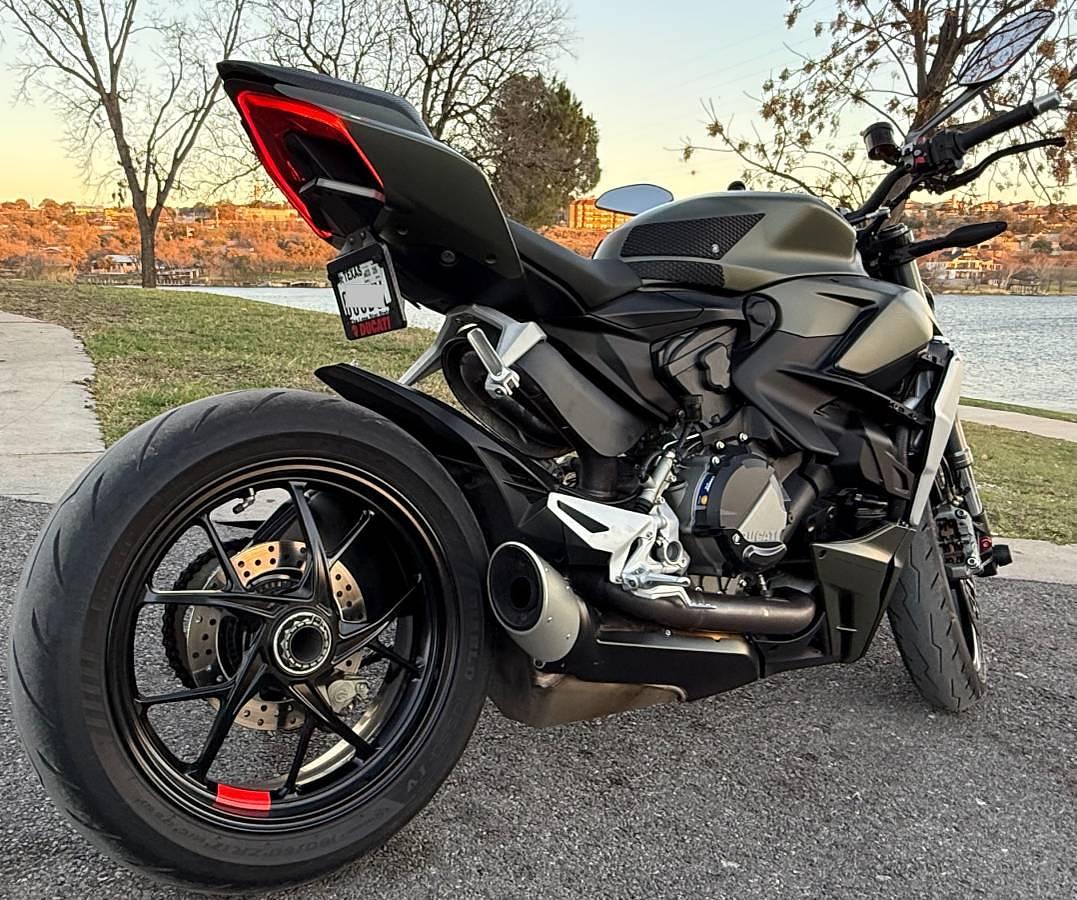 Used 2023 Ducati Streetfighter V2