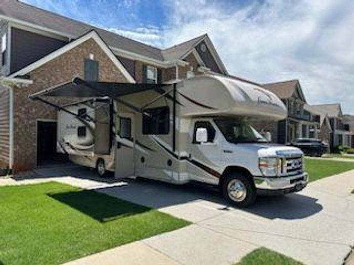 Used 2018 Thor Chateau