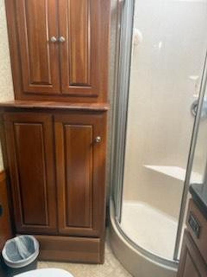 Used 2010 Winnebago Tour 40BD Class A Motorhome