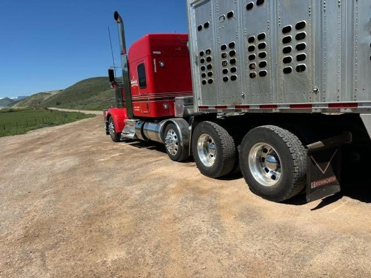 Used 2024 Kenworth W900L