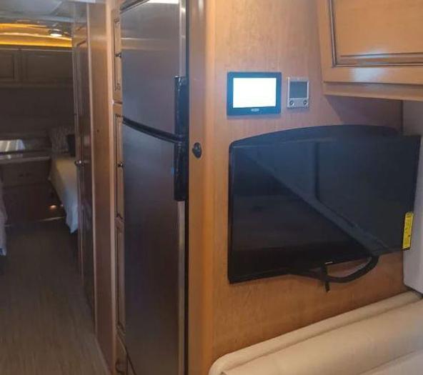 Used 2020 Airstream Classic 30RBT