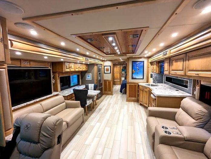 Used 2019 Tiffin Phaeton 40IH