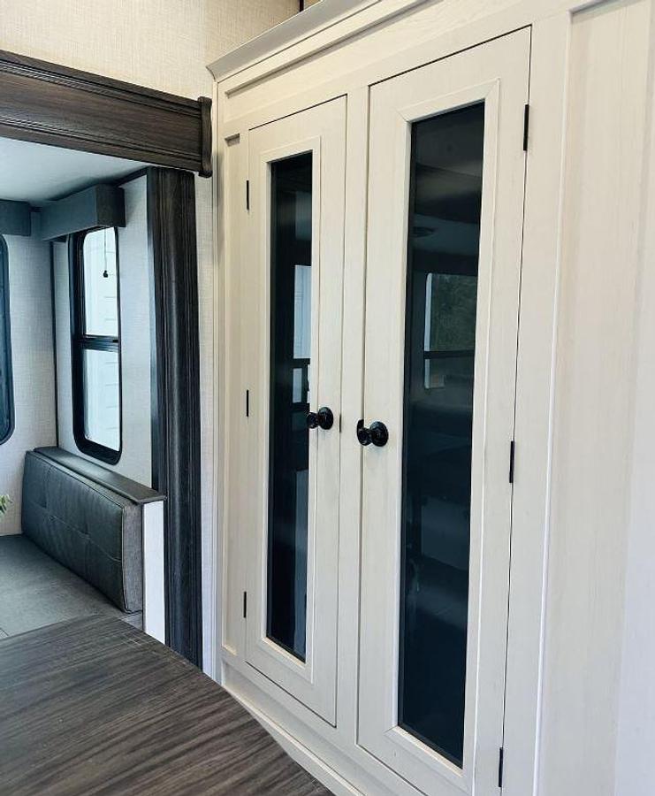 Used 2023 Dutchmen Atlas 3602LFKB Fifth Wheel