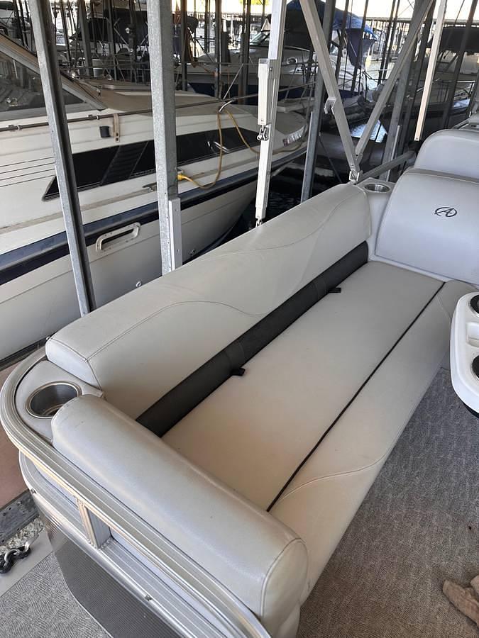 Used 2020 Avalon Venture