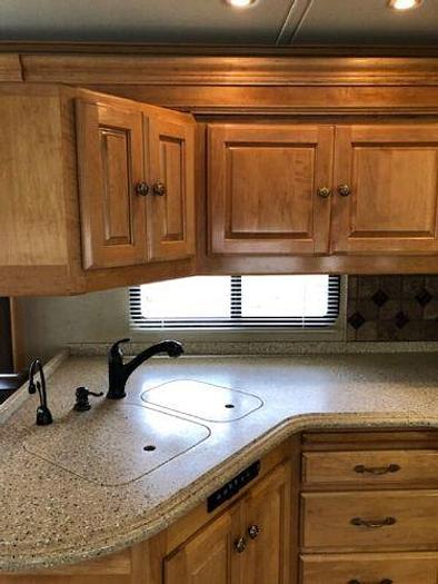 Used 2005 Monaco Executive 40PBT