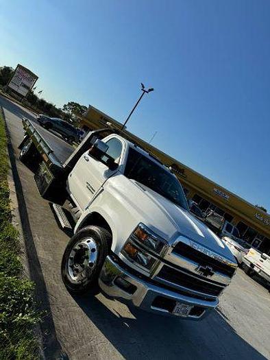 Used 2019 Chevrolet Silverado MD LT
