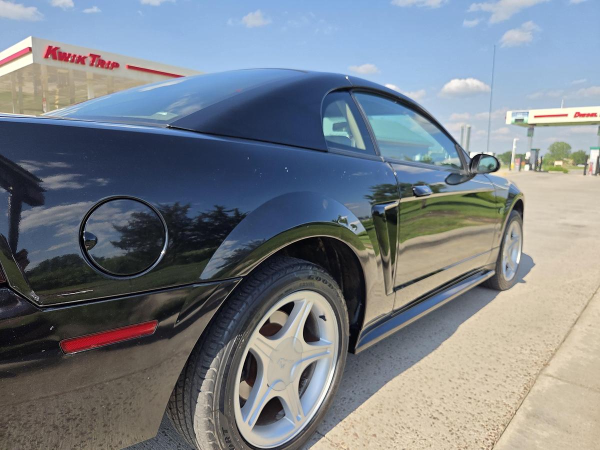 Used 2000 Ford Mustang GT