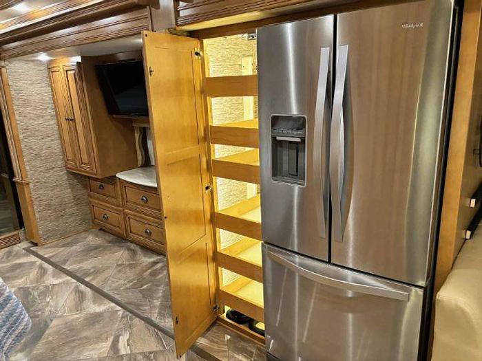 Used 2016 Newmar Dutch Star 4369