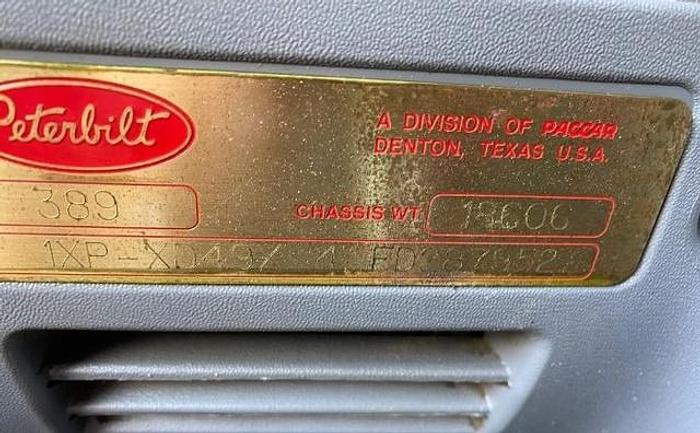 Used 2015 Peterbilt 389 Pride and Class