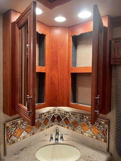 Used 2008 American Coach American Eagle 42F