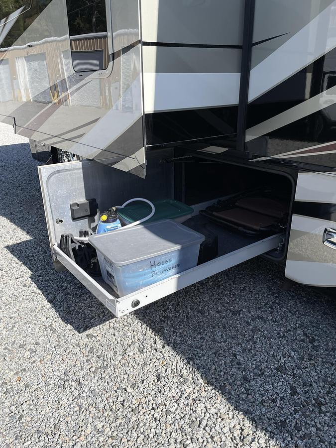 Used 2014 Tiffin Allegro Bus 37AP