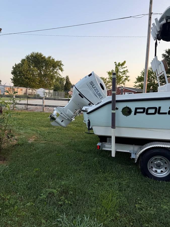 Used 2024 Polar 220 Center Console