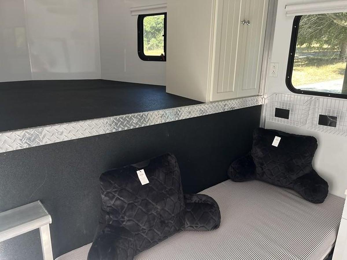 Used 2021 Jamco 3 Horse Reverse Trailer