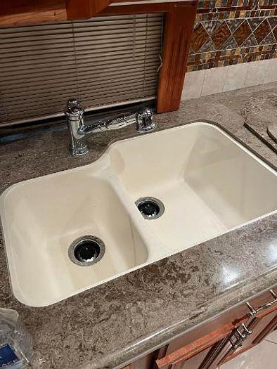 Used 2008 American Coach American Eagle 42F