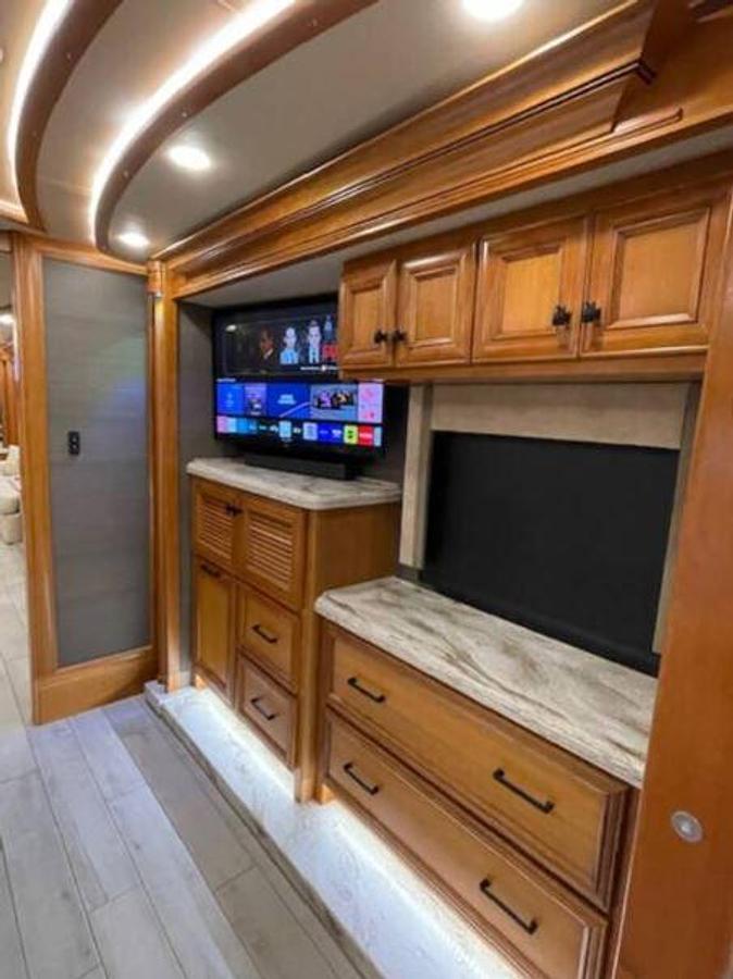 Used 2022 Tiffin Motorhomes ALLEGRO BUS 40IP Class A Motorhome